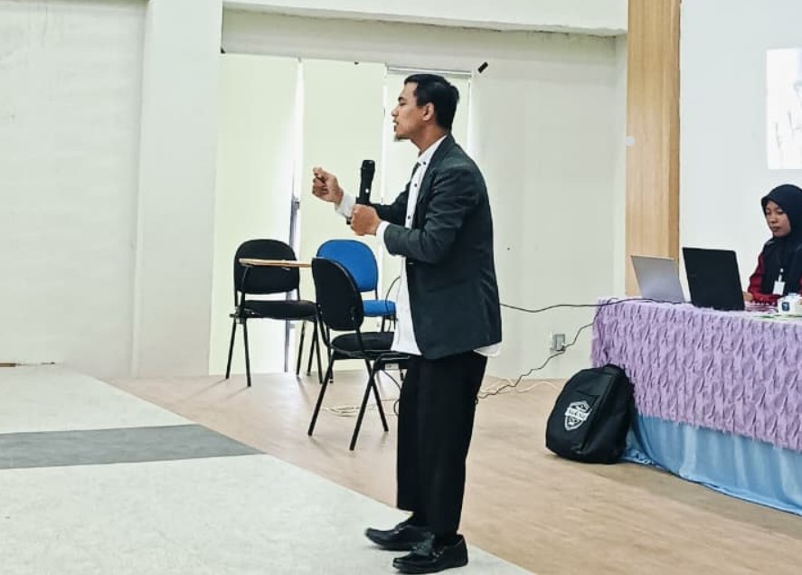 Siap Hadapi Dunia Kerja, Mahasiswa Tadris Bahasa Inggris STAIN Majene Ikuti Sesi Tips dan Trik Wawancara Kerja